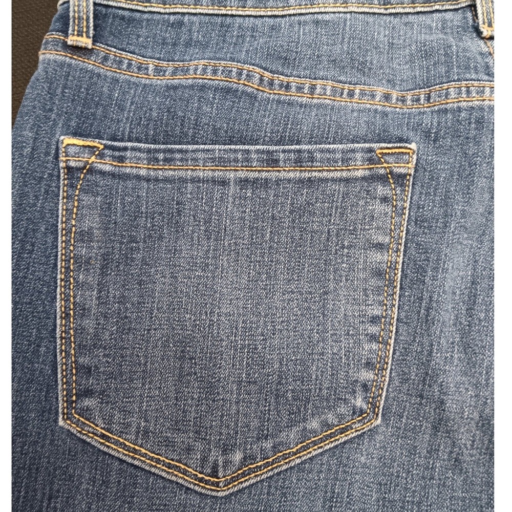 Old Navy Curvy Mid Rise Slim Leg Jeans Blue Medium Wash Women's Size 12 Reg - Picture 11 of 13